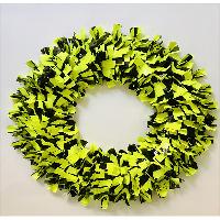 18 HW Fashioned Chunky Wreath